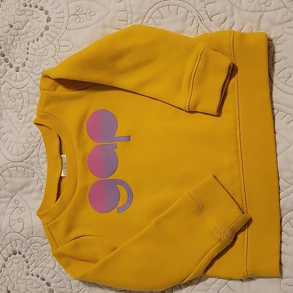 18-24m GAP sweatshirt